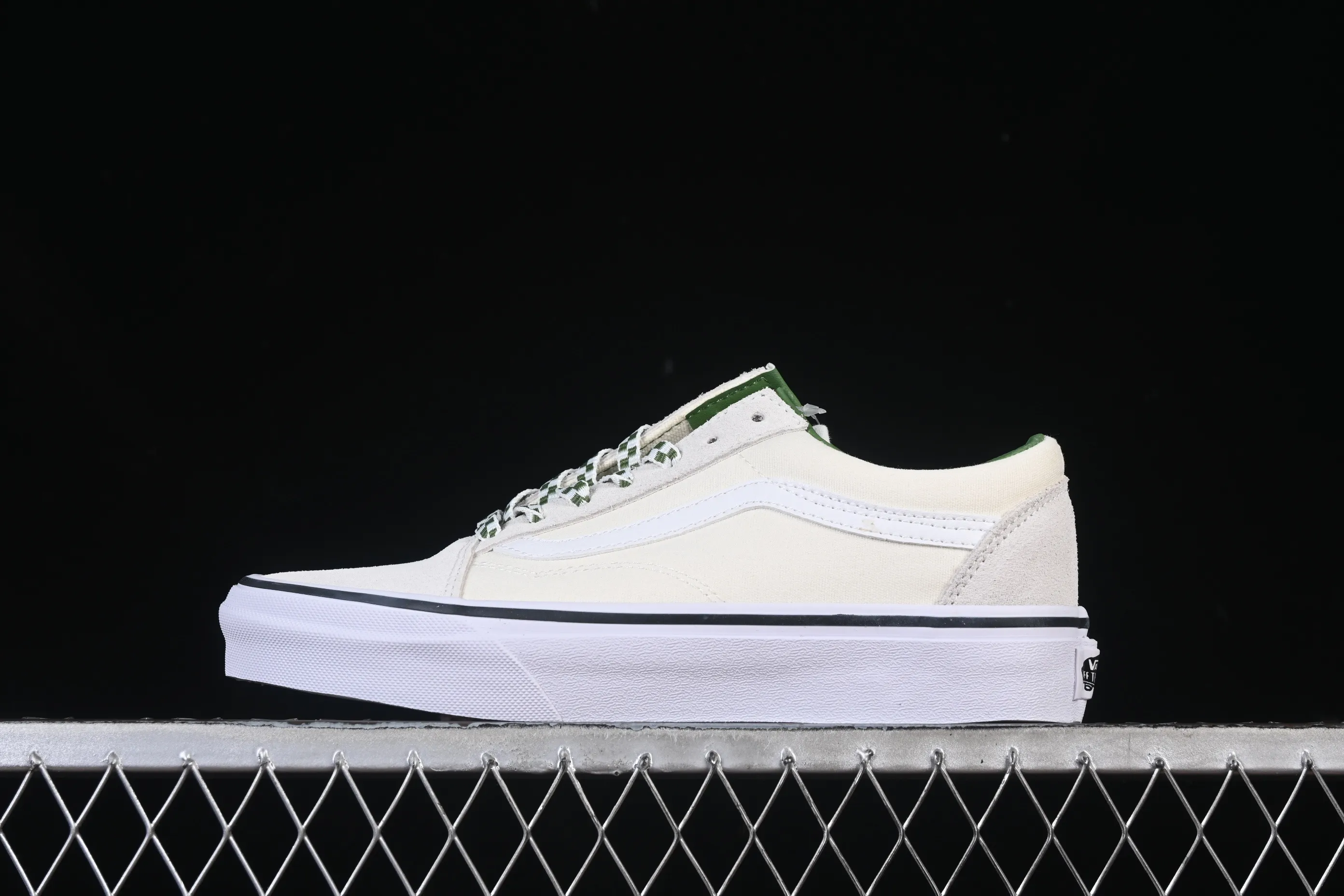 All categories Vans Vans series Vans Low Vans low-top Vans Old Skool Vans low-top casual skateboard shoes VN000D6WBOM